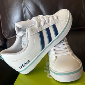 Brand New Adidas VS Pace Women’s Sneakers – White / Navy / Aqua – Size 7